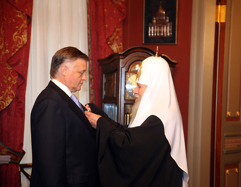Встреча Святейшего Патриарха Алексия с главой ОАО «РЖД» В. Якуниным