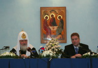 После богослужения в кафедральном соборе Калининграда состоялась пресс-конференция Святейшего Патриарха Кирилла
