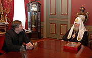 Святейший Патриарх Алексий встретился с полномочным представителем Президента РФ в ПФО Александром Коноваловым