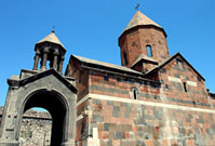 Студенты армянских вузов совершили паломничество в монастырь Хор Вирап