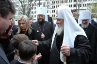 Святейший Патриарх Алексий посетил церковный детский дом в Кишиневе