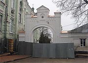 Состоялось торжественное освящение и открытие после реставрации Западных ворот Киево-Печерской лавры