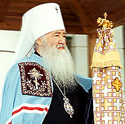 Митрополит Ювеналий передал приюту 'Никита' денежные средства, собранные Московской епархией