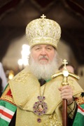 Святейший Патриарх Кирилл совершил благодарственный молебен в Успенском соборе Московского Кремля