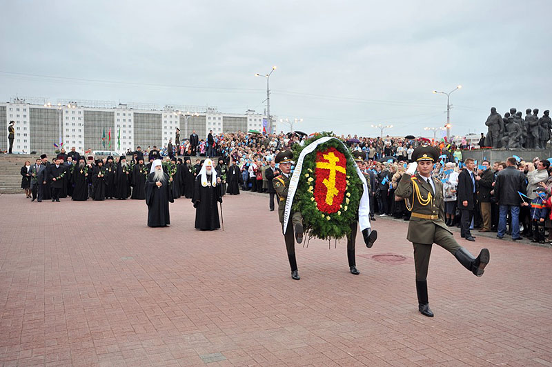 Патриарший визит в Белоруссию. День третий. Торжественное открытие площади Победы в Витебске.