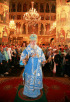 Патриаршее служение в праздник Успения Пресвятой Богородицы. Литургия и крестный ход вокруг Успенского собора в Московском Кремле.