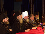 Митрополит Климент провел пресс-конференцию и встретился с общественностью Петропавловска-Камчатского
