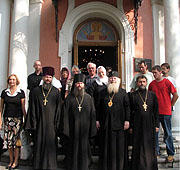 Паломники из Канады посетили московский храм св. вмц. Екатерины