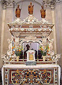 22 мая в Венеции на мощах святителя и чудотворца Николая совершена Божественная литургия