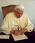 Папа Бенедикт XVI подписал документ, разрешающий совершение Тридентской мессы