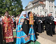 Митрополит Смоленский Кирилл прибыл в Германию для участия в торжествах по случаю 70-летия Воскресенского кафедрального собора в Берлине