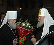Святейший Патриарх Алексий поздравил митрополита Кирилла с 60-летием