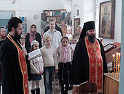На московском подворье Православной Церкви в Америке совершена панихида о жертвах вирджинской трагедии