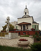 В Москве в строящемся храме свт. Иннокентия (Вениаминова) впервые состоялось архиерейское богослужение