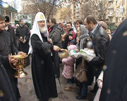 В Великую субботу Святейший Патриарх Кирилл посетил ряд московских храмов