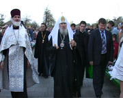 Фрагменты традиционного посещения Святейшим Патриархом московских храмов в Великую Субботу