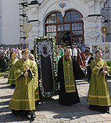 В день памяти прп. Сергия Радонежского в Троице-Сергиевой лавре совершены праздничные богослужения