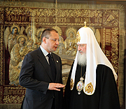 Святейший Патриарх Кирилл встретился с Премьер-министром Республики Болгария Сергеем Станишевым