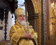 Праздничное богослужение в Успенском соборе Кремля в день 400-летия преставления Патриарха Иова
