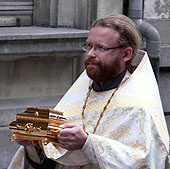 В Свято-Никольском соборе Брюсселя состоялась встреча ковчега с частицей мощей прп. Серафима Саровского
