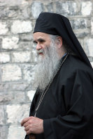 Представитель Сербской Православной Церкви призывает Россию играть более активную роль в вопросе о сохранении Косова в составе Сербии