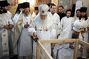 Митрополит Крутицкий Ювеналий освятил больничный храм святых Космы и Дамиана в г. Жуковский