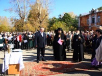 В рамках юбилейных торжеств в Барнаульской епархии в Бийске состоялось открытие памятника святителю Макарию (Невскому)