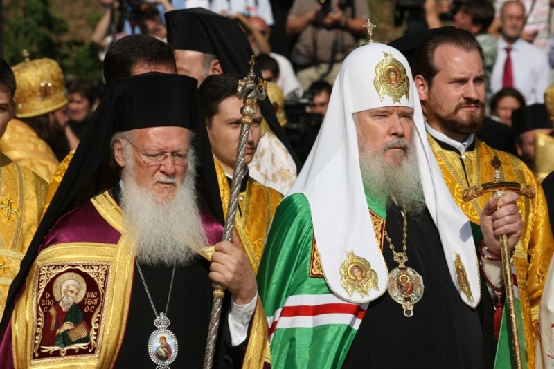 Праздничное совместное богослужение Предстоятелей Православных Церквей на Владимирской горке