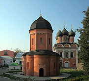 В Высоко-Петровском монастыре Москвы открылась выставка под открытым небом «Окно в рай»
