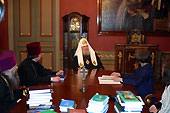 Святейший Патриарх Алексий встретился с делегацией Института перевода Библии