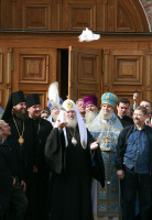 В праздник Благовещения Пресвятой Богородицы Святейший Патриарх Алексий совершил Божественную литургию в Благовещенском соборе Кремля