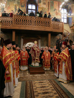В день памяти свмч. Илариона (Троицкого) Святейший Патриарх совершил Божественную литургию в соборе Сретенского монастыря