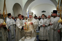 Святейший Патриарх Алексий совершил чин малого освящения Покровского собора Марфо-Мариинской обители и первую Божественную литургию в соборе