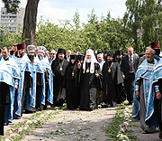 В завершение своего пребывания в столице Украины Святейший Патриарх Кирилл посетил Покровский женский монастырь