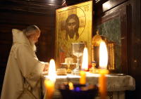 В Великую субботу Святейший Патриарх Кирилл совершил Божественную литургию в Храме Христа Спасителя