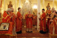 Святейший Патриарх Алексий совершил Божественную литургию в Покровском женском монастыре столицы