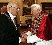 Папа Римский и президент Италии высказались за гармоничные отношения Церкви и государства