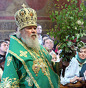 В День Святой Троицы Предстоятель Русской Церкви совершил богослужения в Троице-Сергиевой лавре
