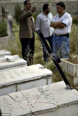 В одном из сел Палестинской автономии осквернены два христианских кладбища