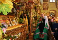 Святейший Патриарх Алексий совершил молебен у мощей святителя Тихона в Донском монастыре