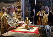 В день памяти свт. Московского Филиппа Патриарший Местоблюститель совершил Божественную литургию в Успенском соборе Кремля