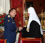 Встреча Святейшего Патриарха Кирилла с командующим ВДВ генерал-лейтенантом В.А. Шамановым