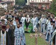 В день празднования в честь Донской иконы Пресвятой Богородицы Святейший Патриарх Кирилл совершил Божественную литургию в Донском монастыре