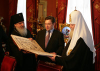 Святейший Патриарх встретился с губернатором Тюменской области и правящим архиереем Тобольско-Тюменской епархии