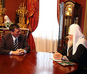 Встреча Святейшего Патриарха Алексия с послом Сербии в России