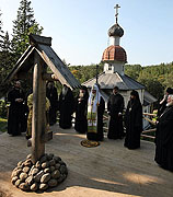 Предстоятель Русской Православной Церкви посетил Голгофо-Распятский скит на острове Анзер