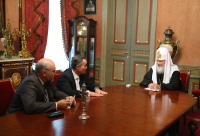 Состоялась встреча Святейшего Патриарха Кирилла с послом Румынии в России Константином Григорие