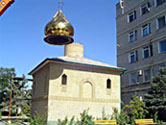 Освящены крест и купол часовни в Буденновске, построенной в память о погибших милиционерах