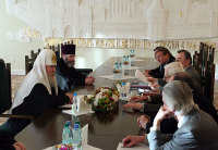 Святейший Патриарх встретился с представителями Православного Палестинского общества