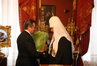 Встреча Святейшего Патриарха Кирилла с губернатором Ярославской области С. Вахруковым